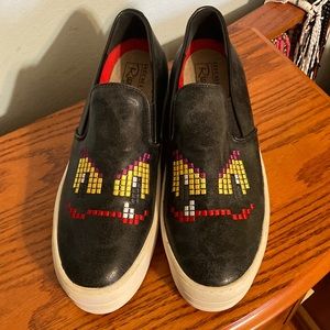 Skechers New Street Rise fit Grimace Womens SZ 8